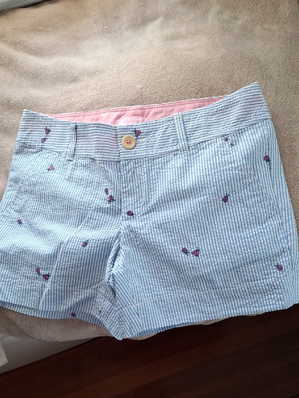 Vineyard Vines Light Blue & White Seersucker Shorts with Pink Embroidery